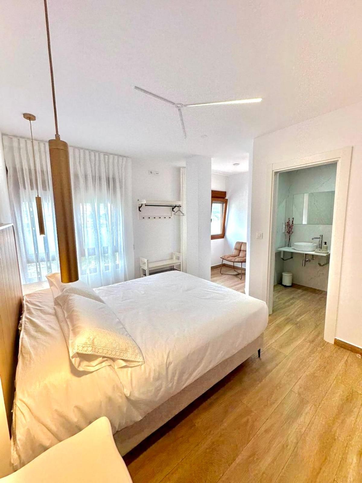 Pension Beiramar Сее Екстериор снимка
