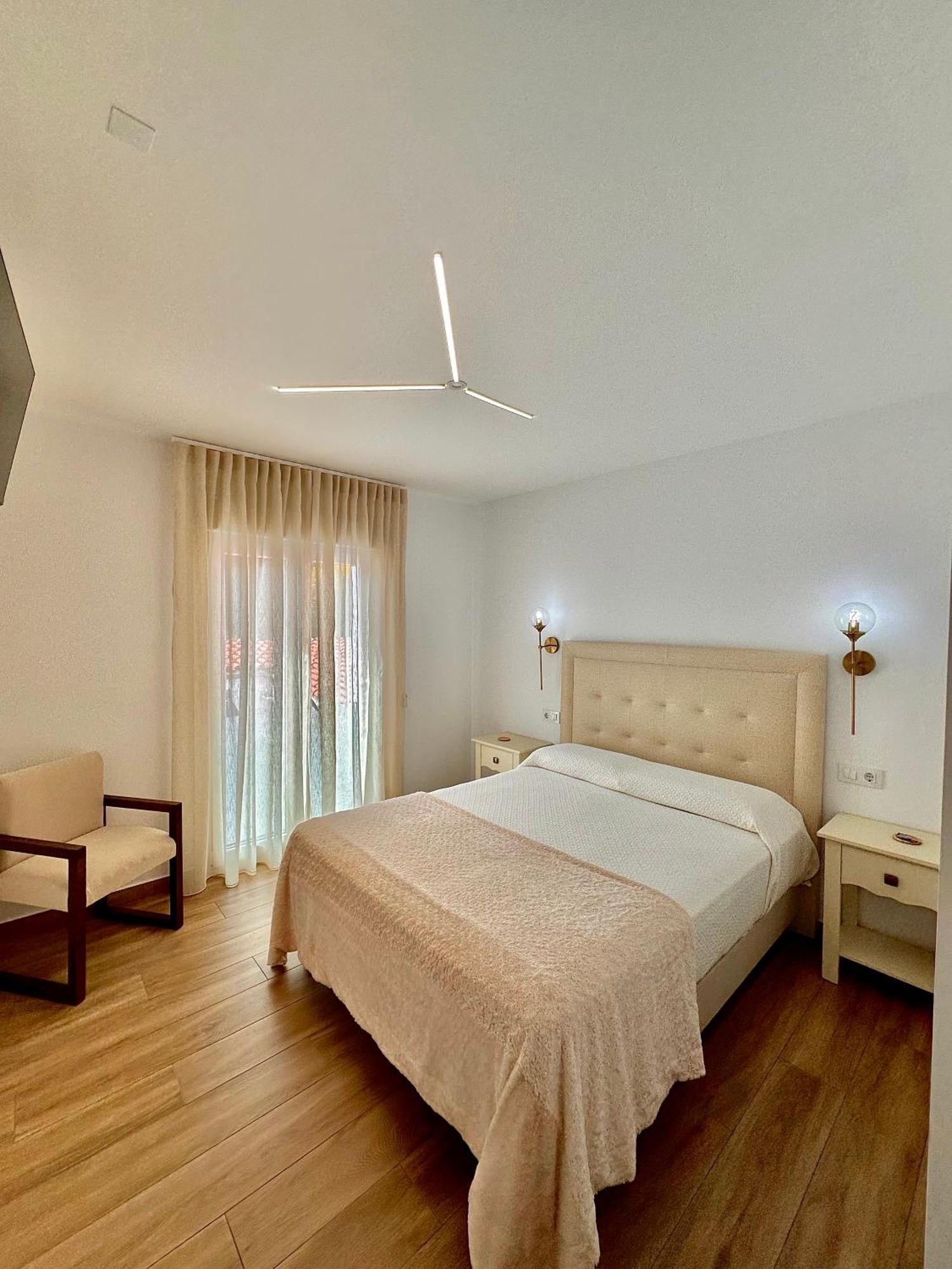 Pension Beiramar Сее Екстериор снимка