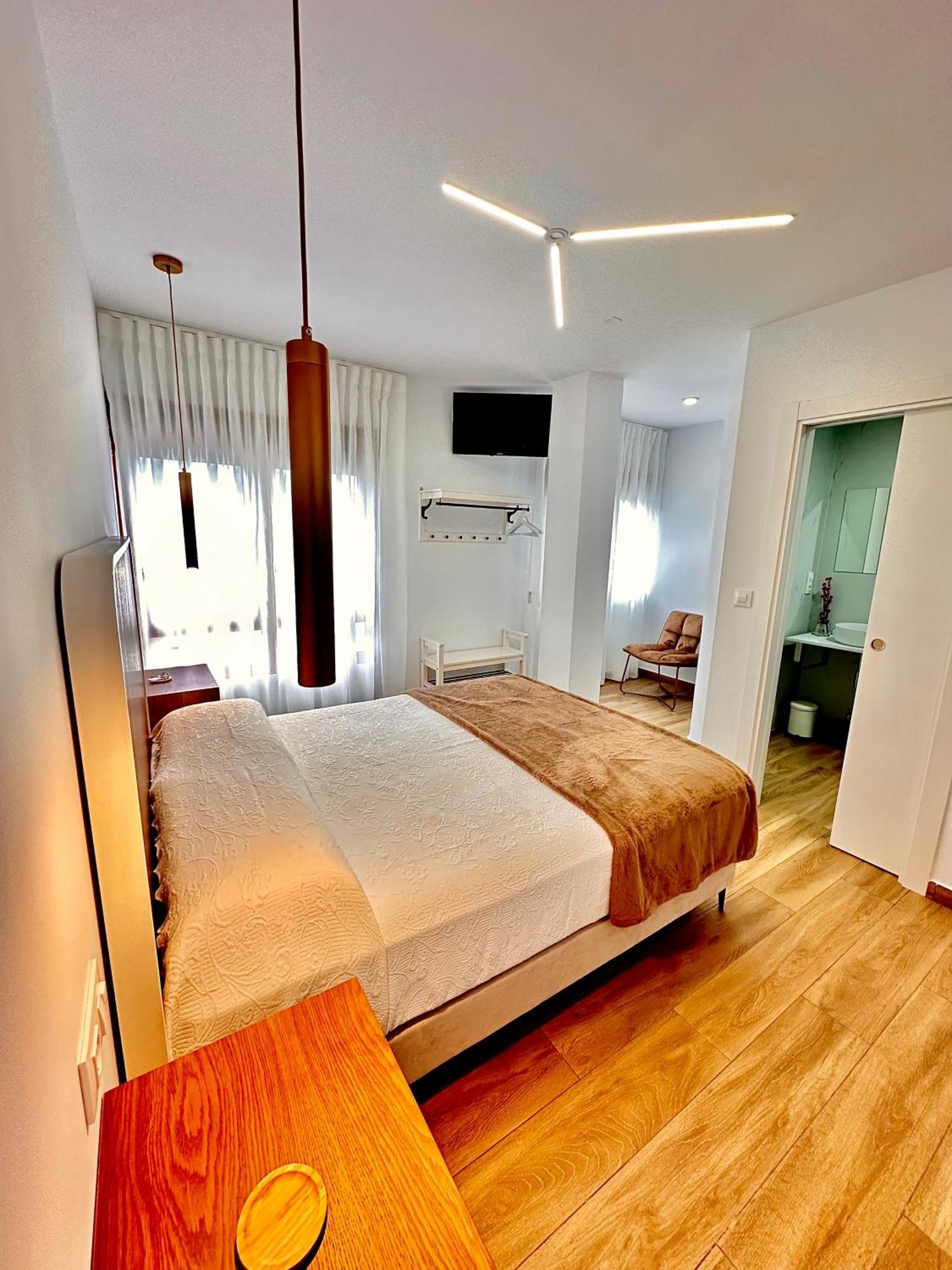Pension Beiramar Сее Екстериор снимка